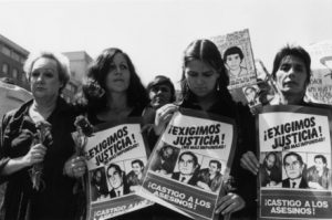 Lee más sobre el artículo Feminismo en Chile: Una lucha centenaria y vigente en la voz de sus protagonistas